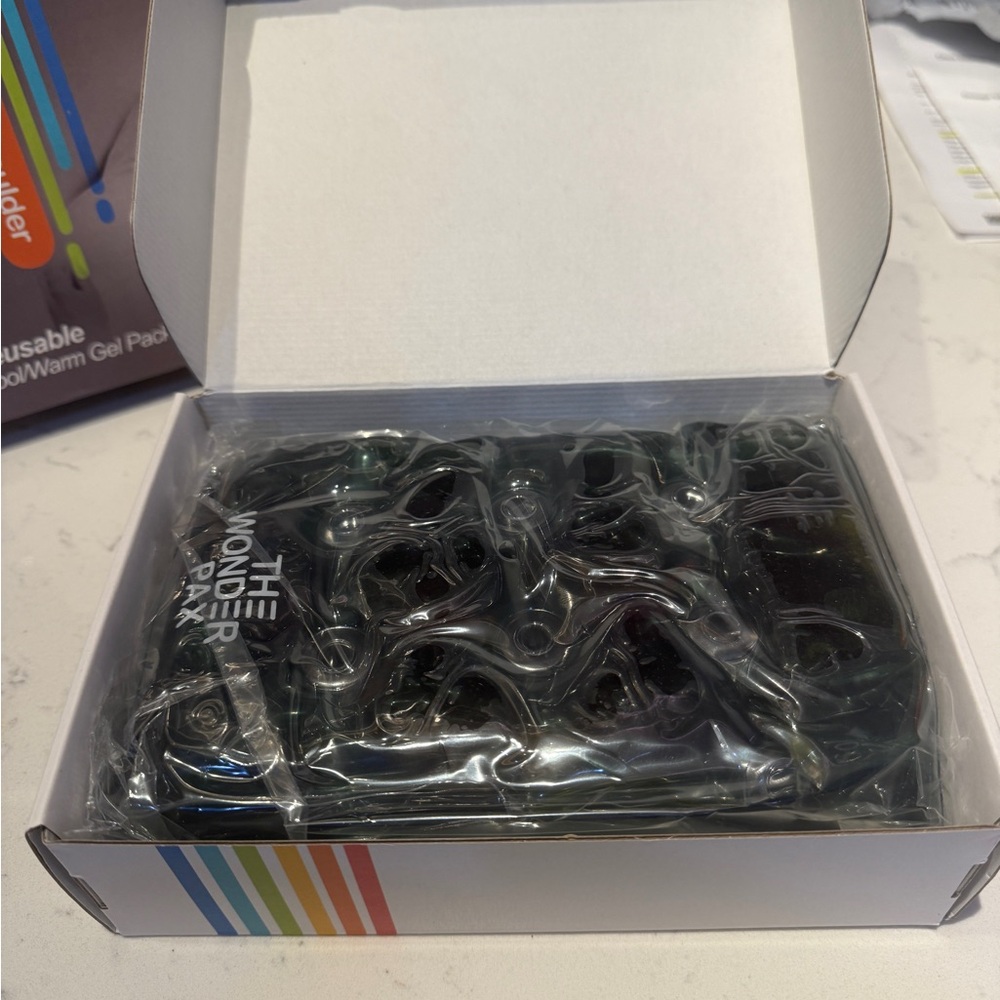 Reusable Cool/Warm Pack - Picture 2 of 3